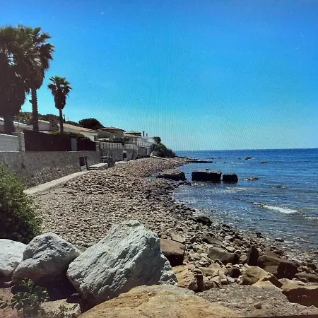 Pin Rollan Apartman *